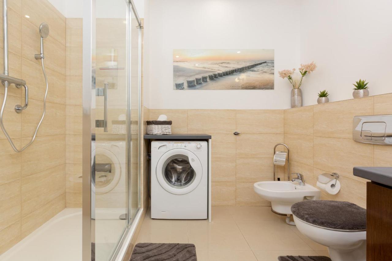 Park Arkadia Apartment With Parking Mokotow By Noclegi Renters Warsaw Luaran gambar