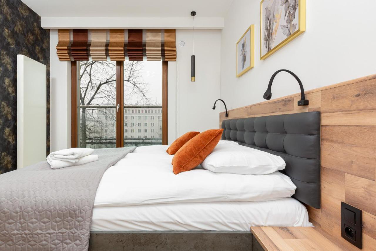 Park Arkadia Apartment With Parking Mokotow By Noclegi Renters Warsaw Luaran gambar
