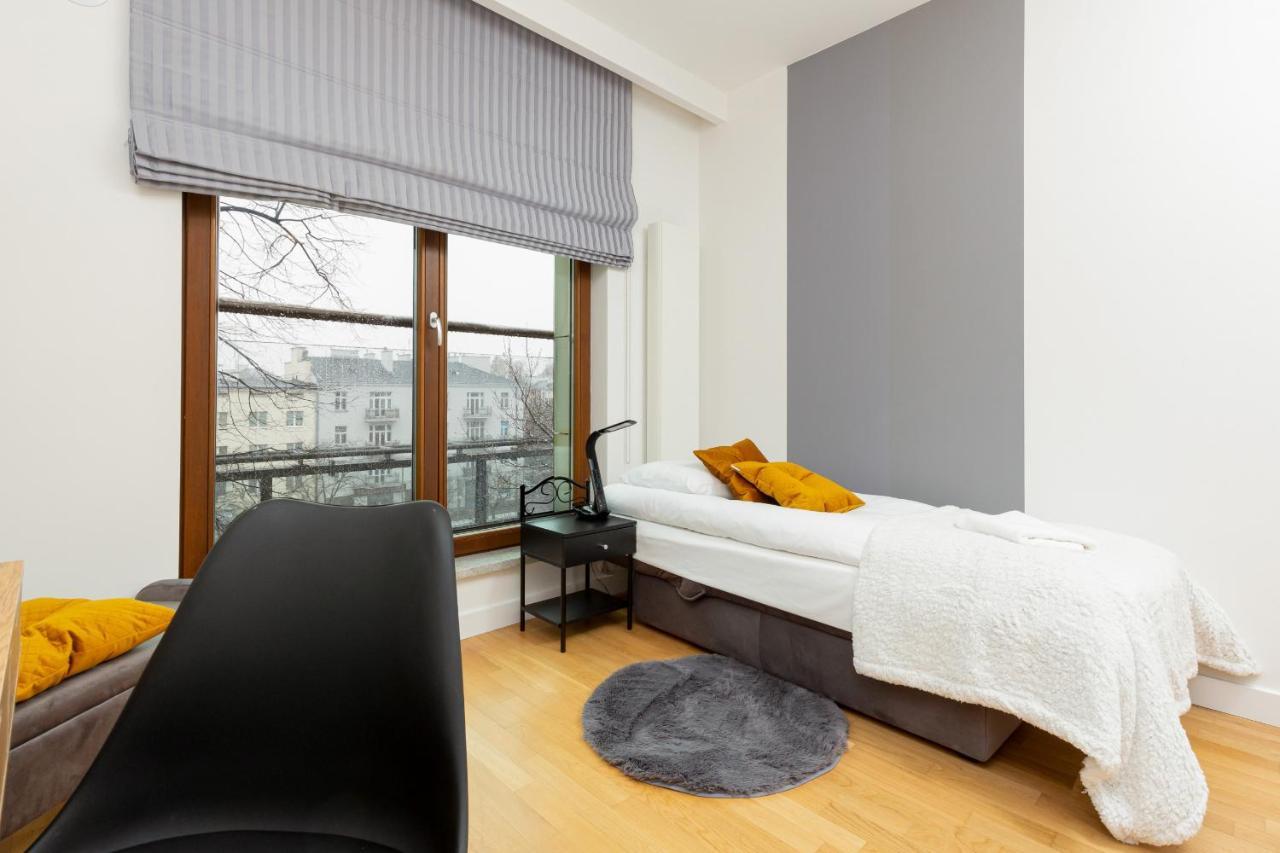 Park Arkadia Apartment With Parking Mokotow By Noclegi Renters Warsaw Luaran gambar